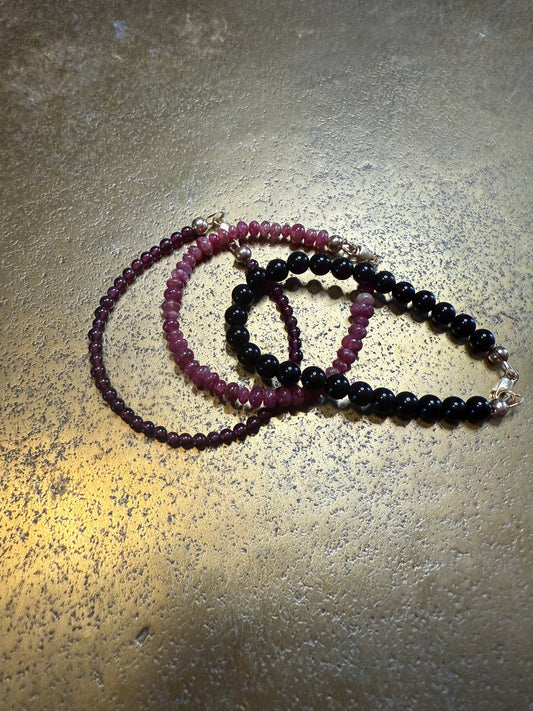 Simple Garnet Bead Bracelet